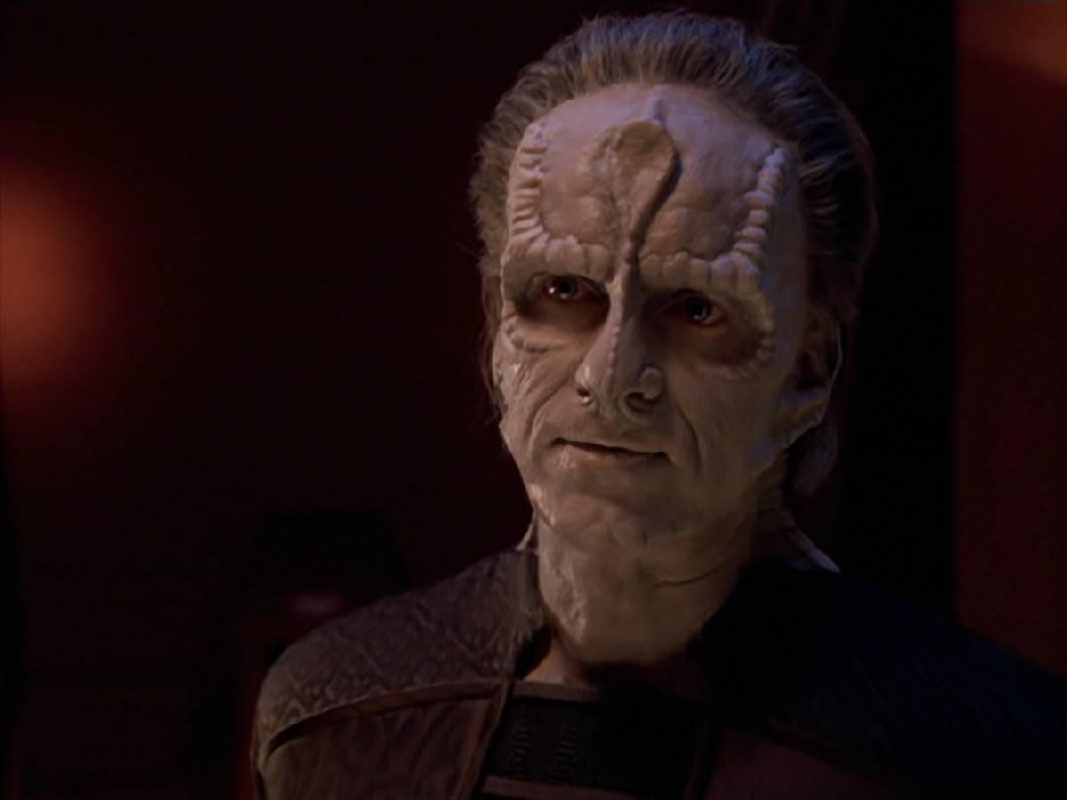 extant_StarTrek_VOY_5x08-NothingHuman_02714.jpg