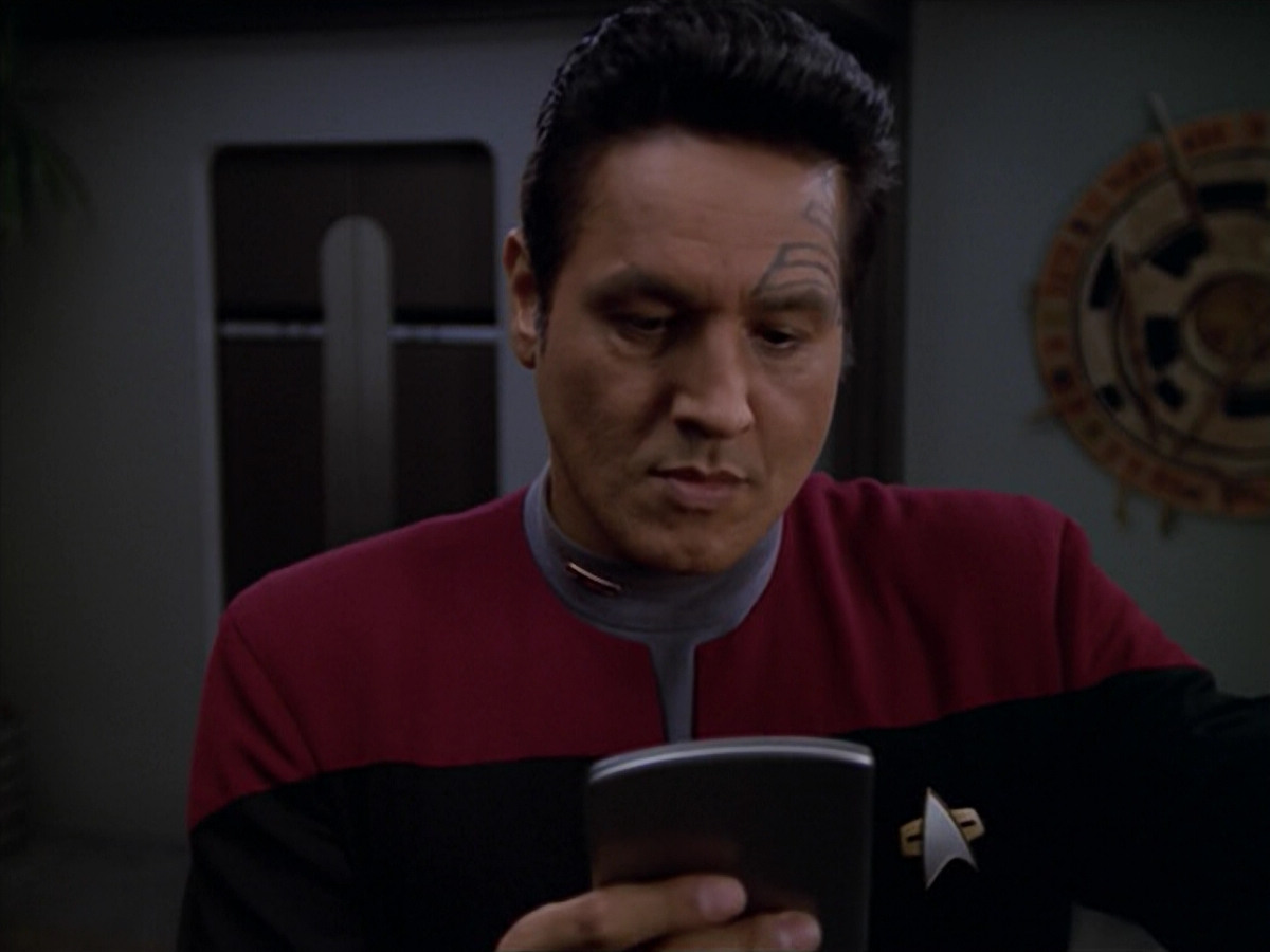extant_StarTrek_VOY_5x08-NothingHuman_02723.jpg
