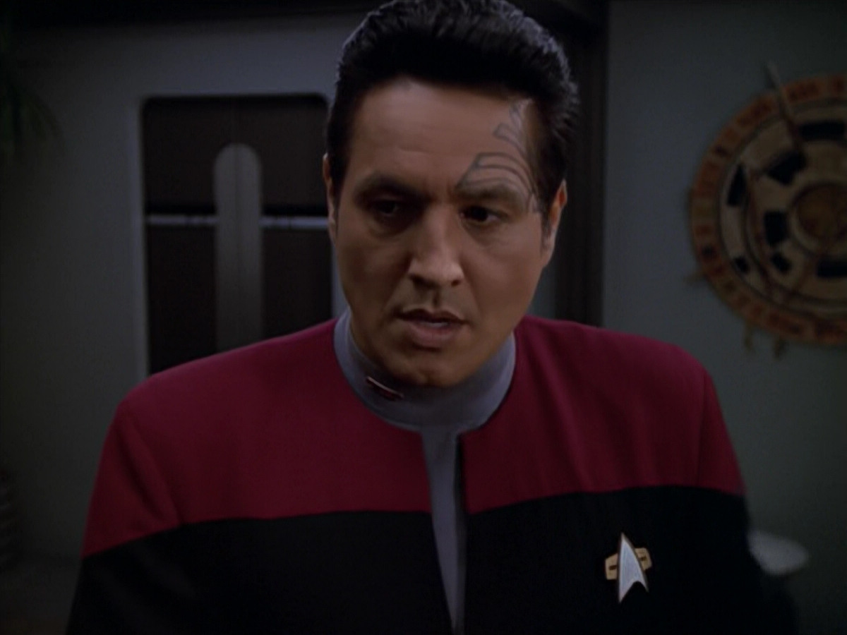 extant_StarTrek_VOY_5x08-NothingHuman_02724.jpg