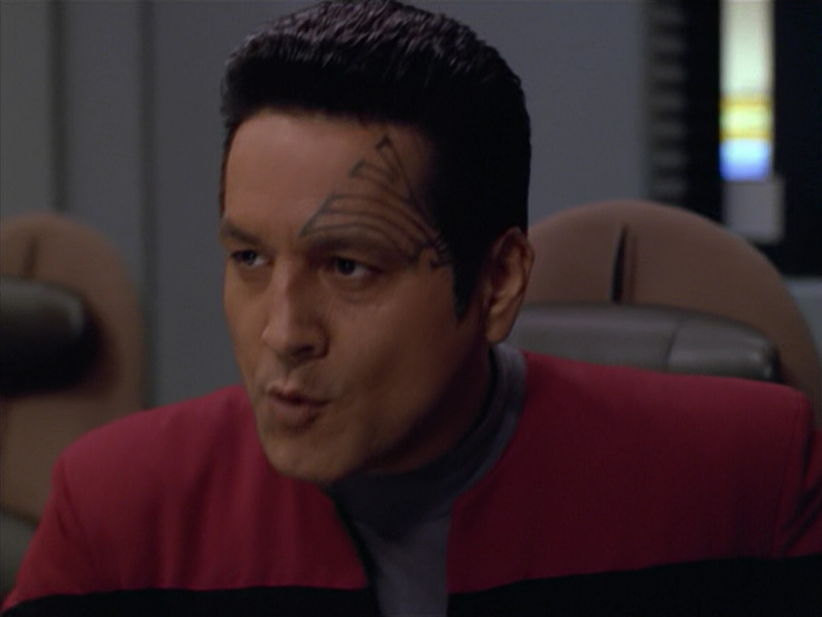 extant_StarTrek_VOY_5x08-NothingHuman_02809.jpg