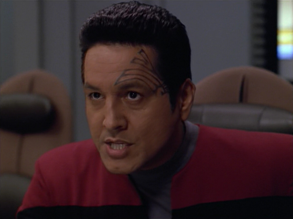 extant_StarTrek_VOY_5x08-NothingHuman_02811.jpg