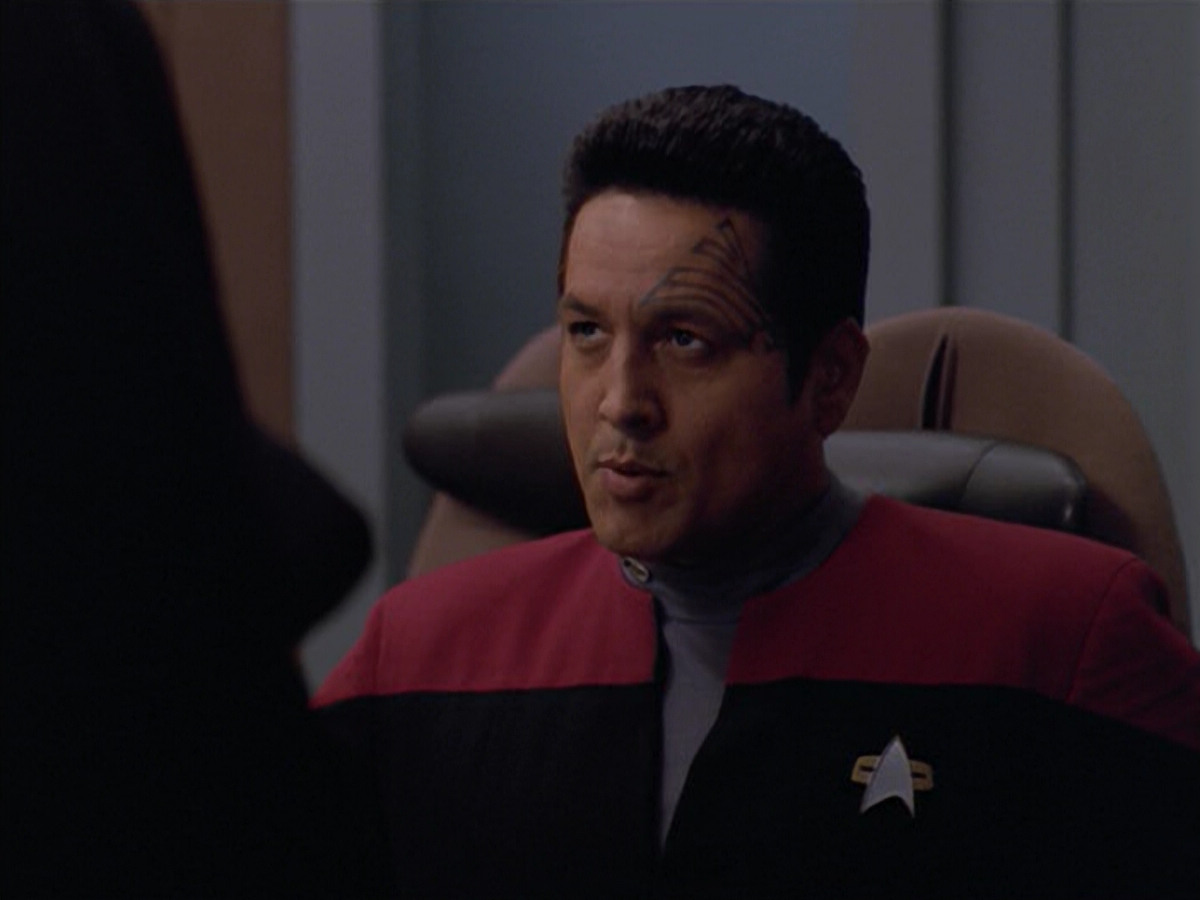 extant_StarTrek_VOY_5x08-NothingHuman_02844.jpg
