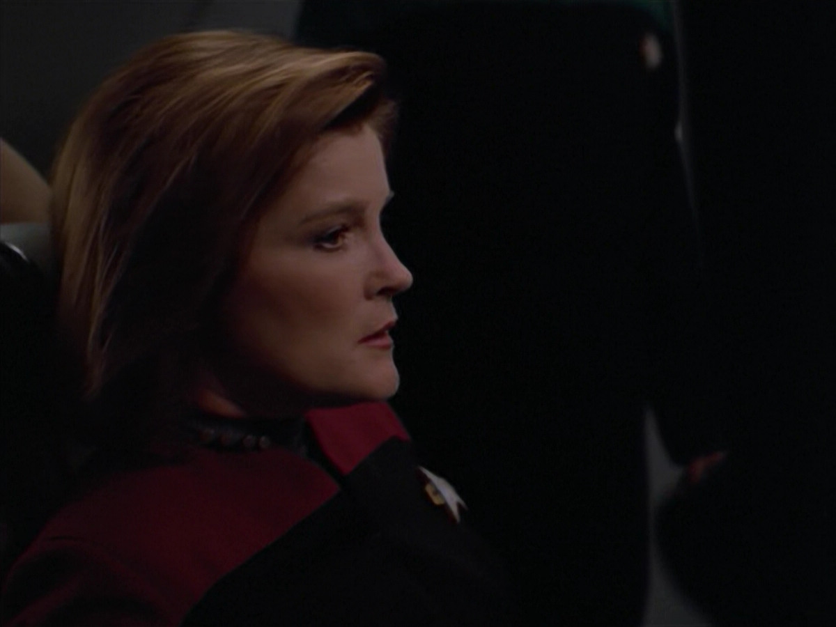 extant_StarTrek_VOY_5x08-NothingHuman_02876.jpg