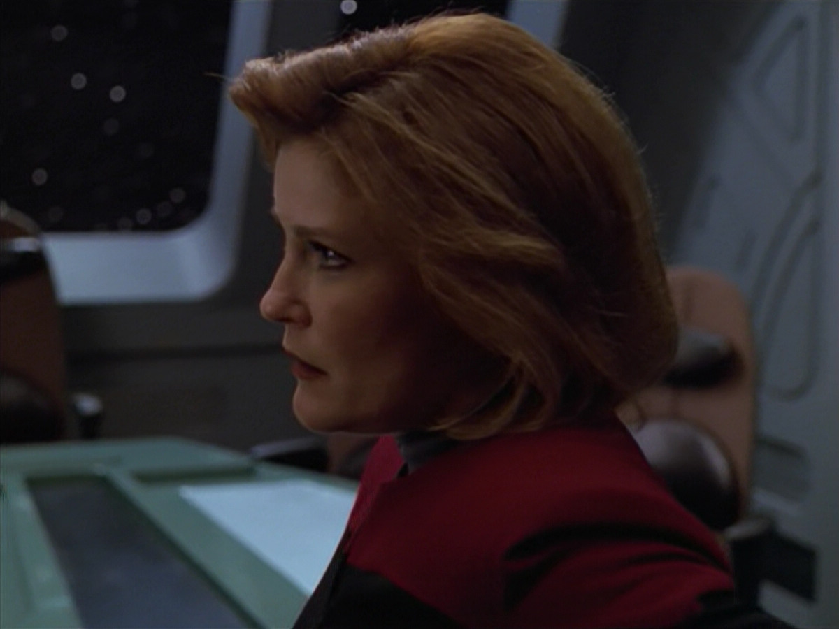 extant_StarTrek_VOY_5x08-NothingHuman_02938.jpg