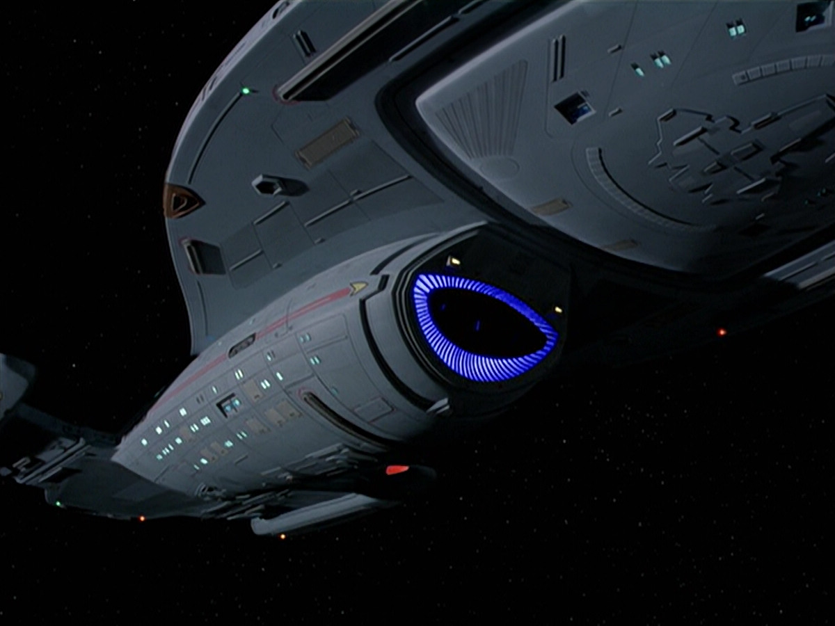 extant_StarTrek_VOY_5x08-NothingHuman_02970.jpg