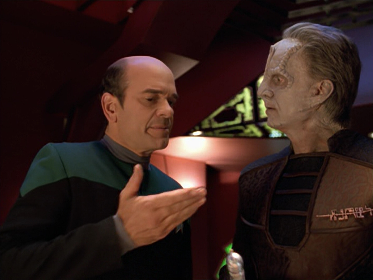 extant_StarTrek_VOY_5x08-NothingHuman_03150.jpg