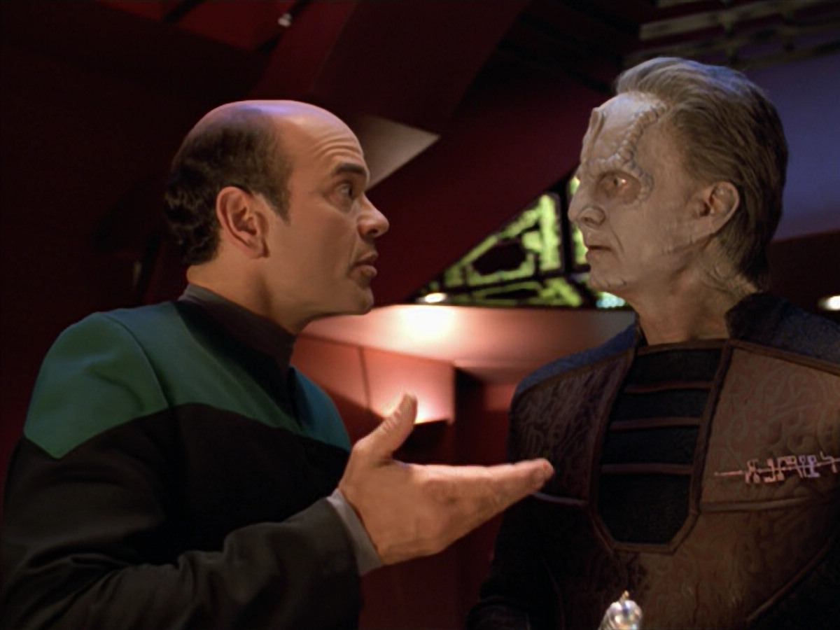 extant_StarTrek_VOY_5x08-NothingHuman_03152.jpg