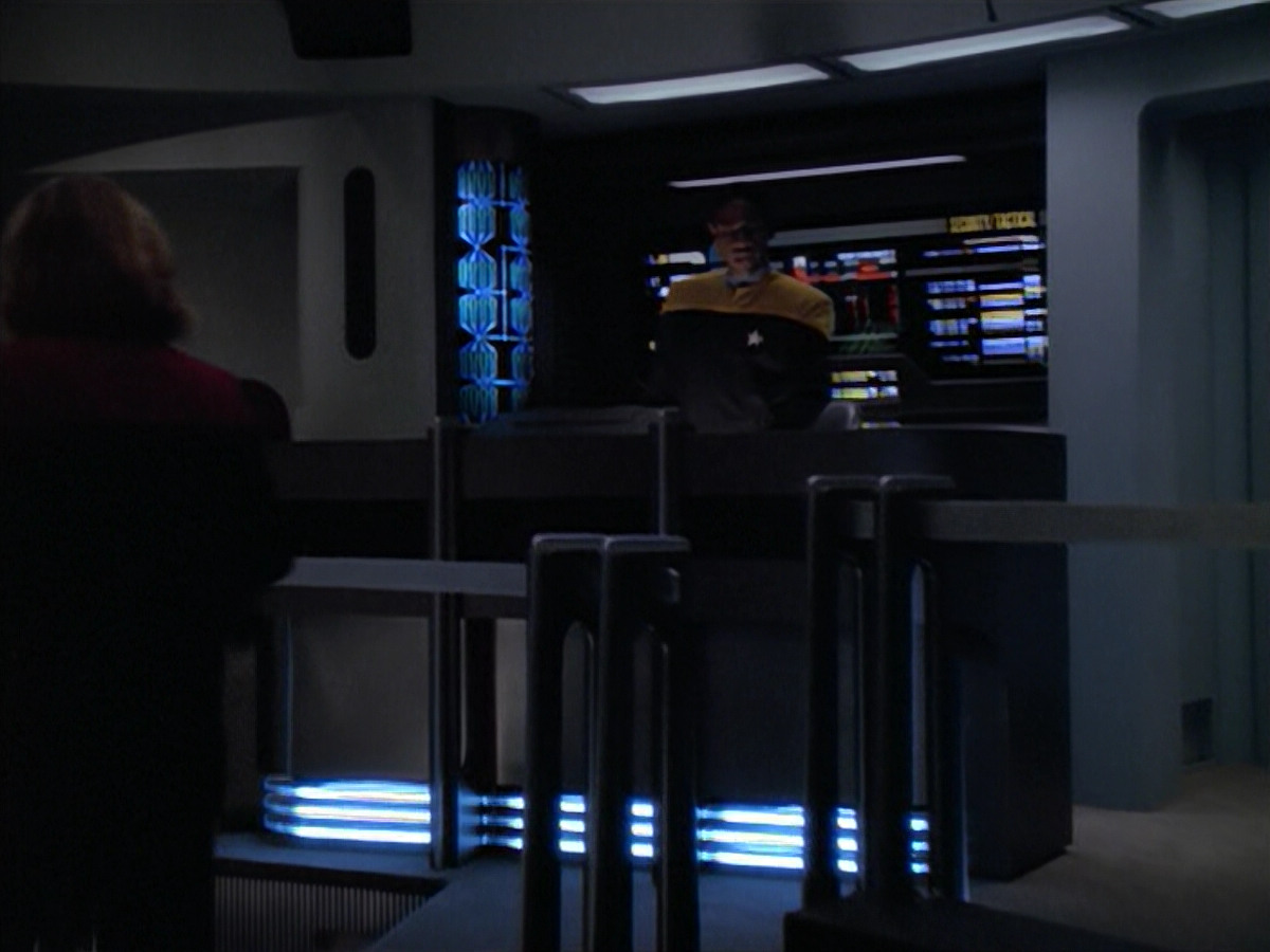 extant_StarTrek_VOY_5x08-NothingHuman_03201.jpg
