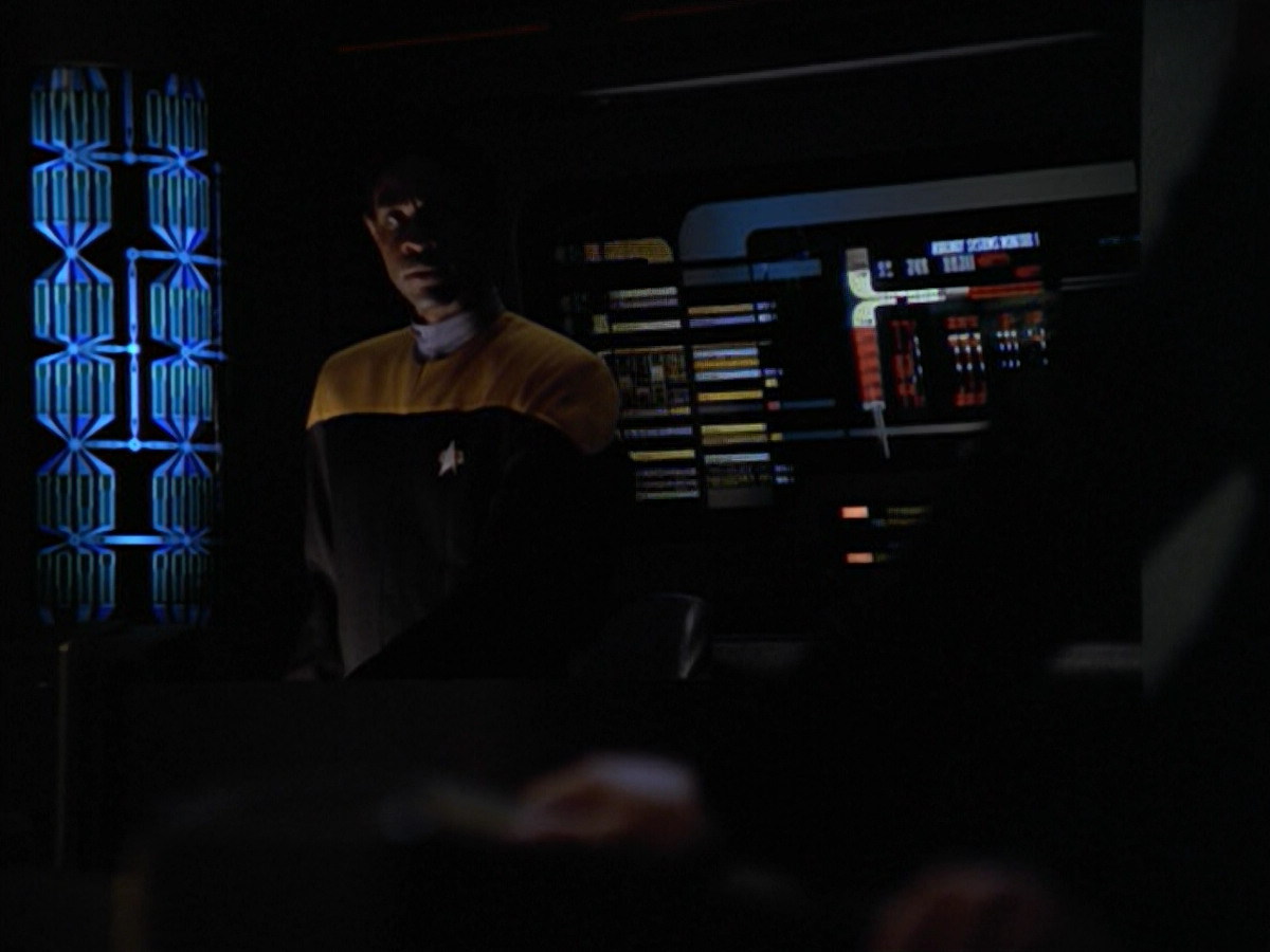 extant_StarTrek_VOY_5x08-NothingHuman_03219.jpg
