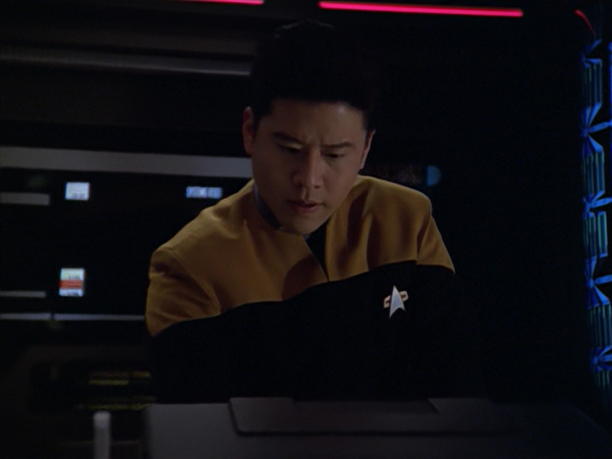 extant_StarTrek_VOY_5x08-NothingHuman_03307.jpg