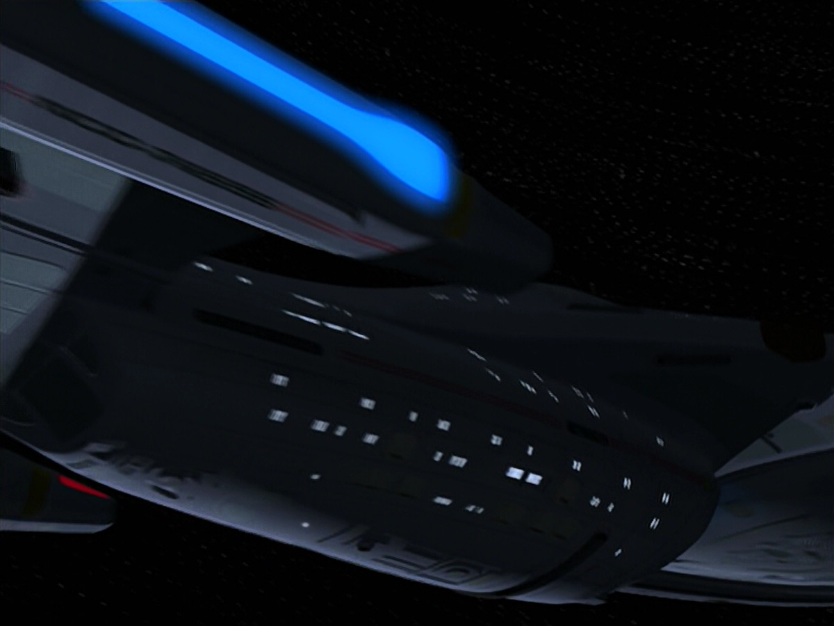 extant_StarTrek_VOY_5x08-NothingHuman_03330.jpg