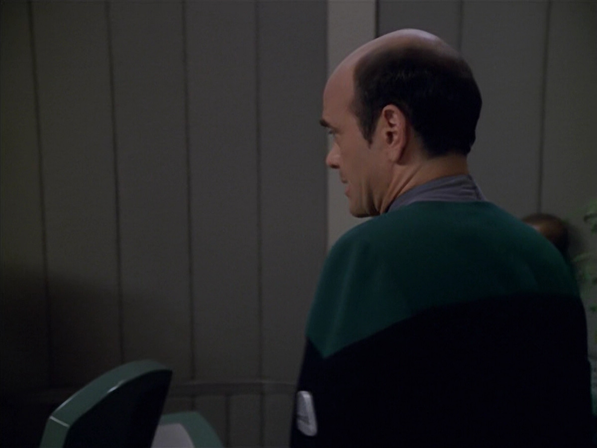 extant_StarTrek_VOY_5x08-NothingHuman_03353.jpg