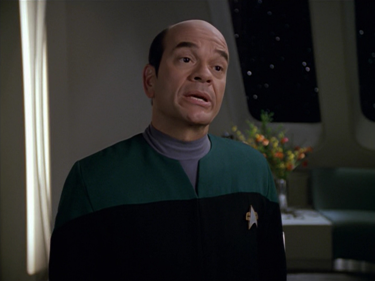 extant_StarTrek_VOY_5x08-NothingHuman_03377.jpg