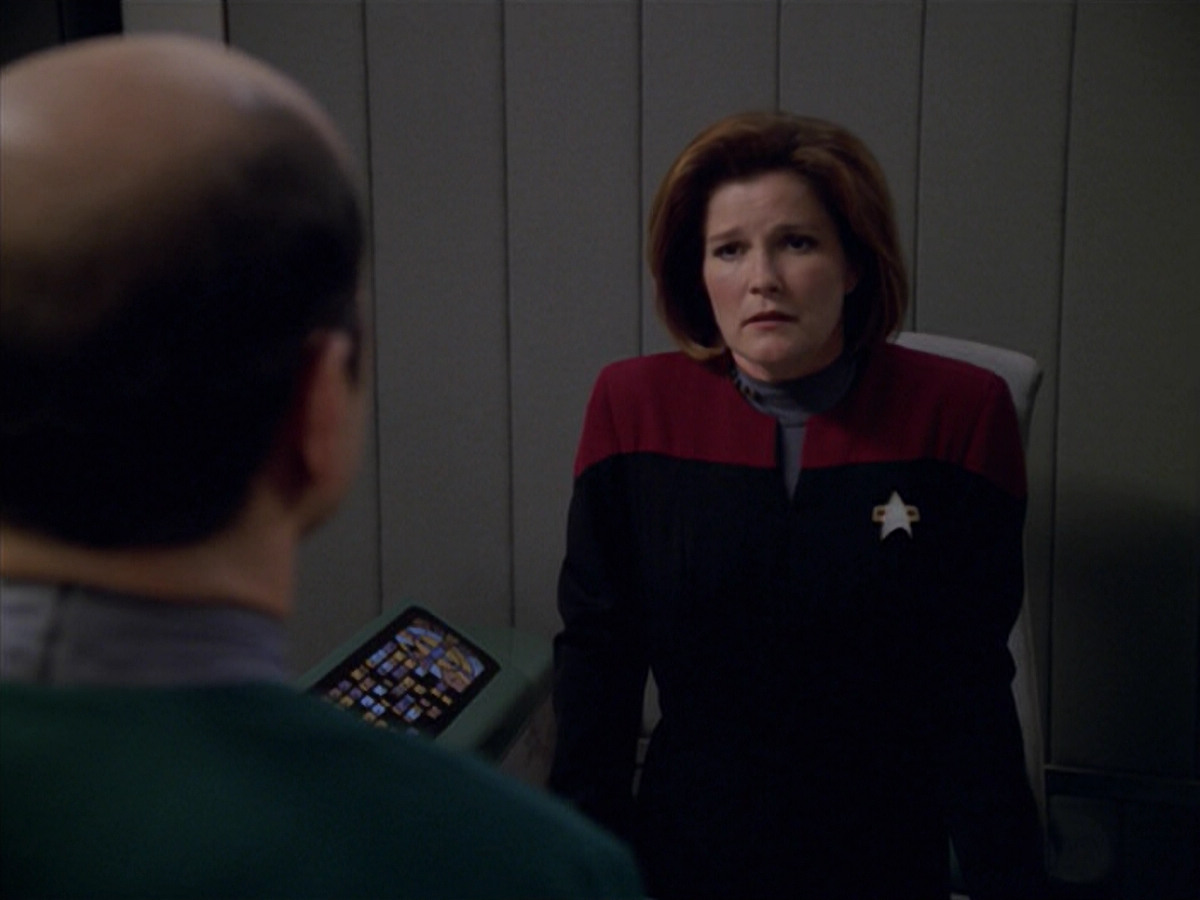 extant_StarTrek_VOY_5x08-NothingHuman_03382.jpg