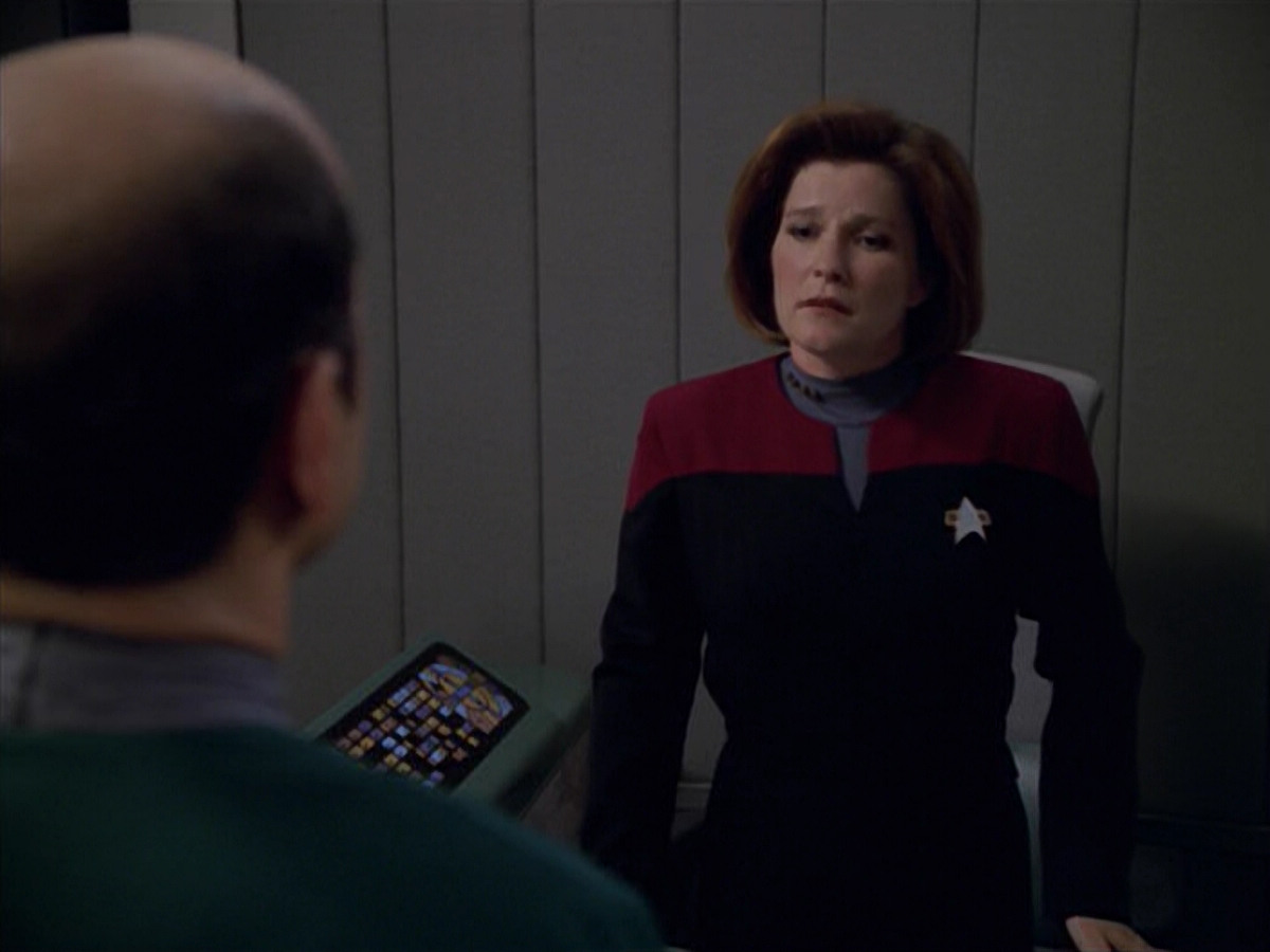 extant_StarTrek_VOY_5x08-NothingHuman_03384.jpg
