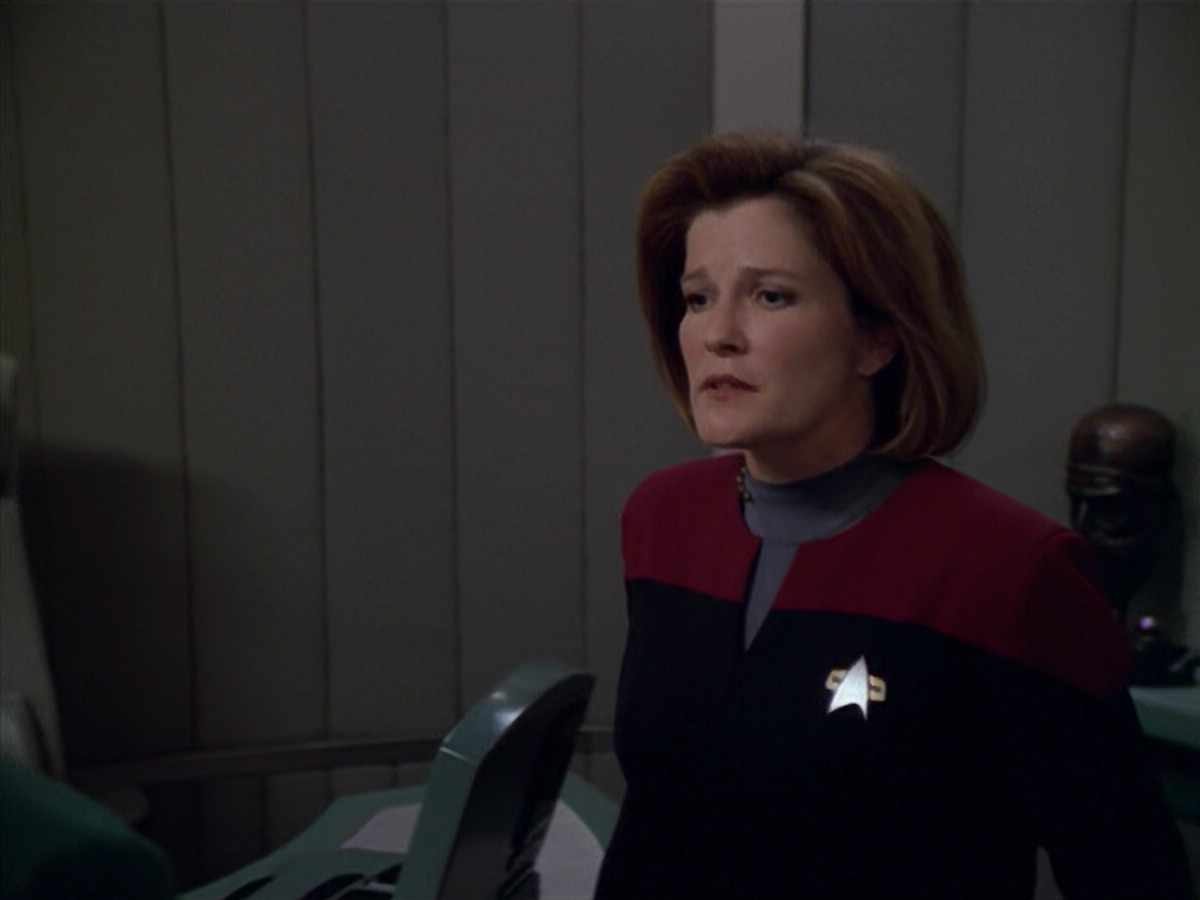extant_StarTrek_VOY_5x08-NothingHuman_03393.jpg