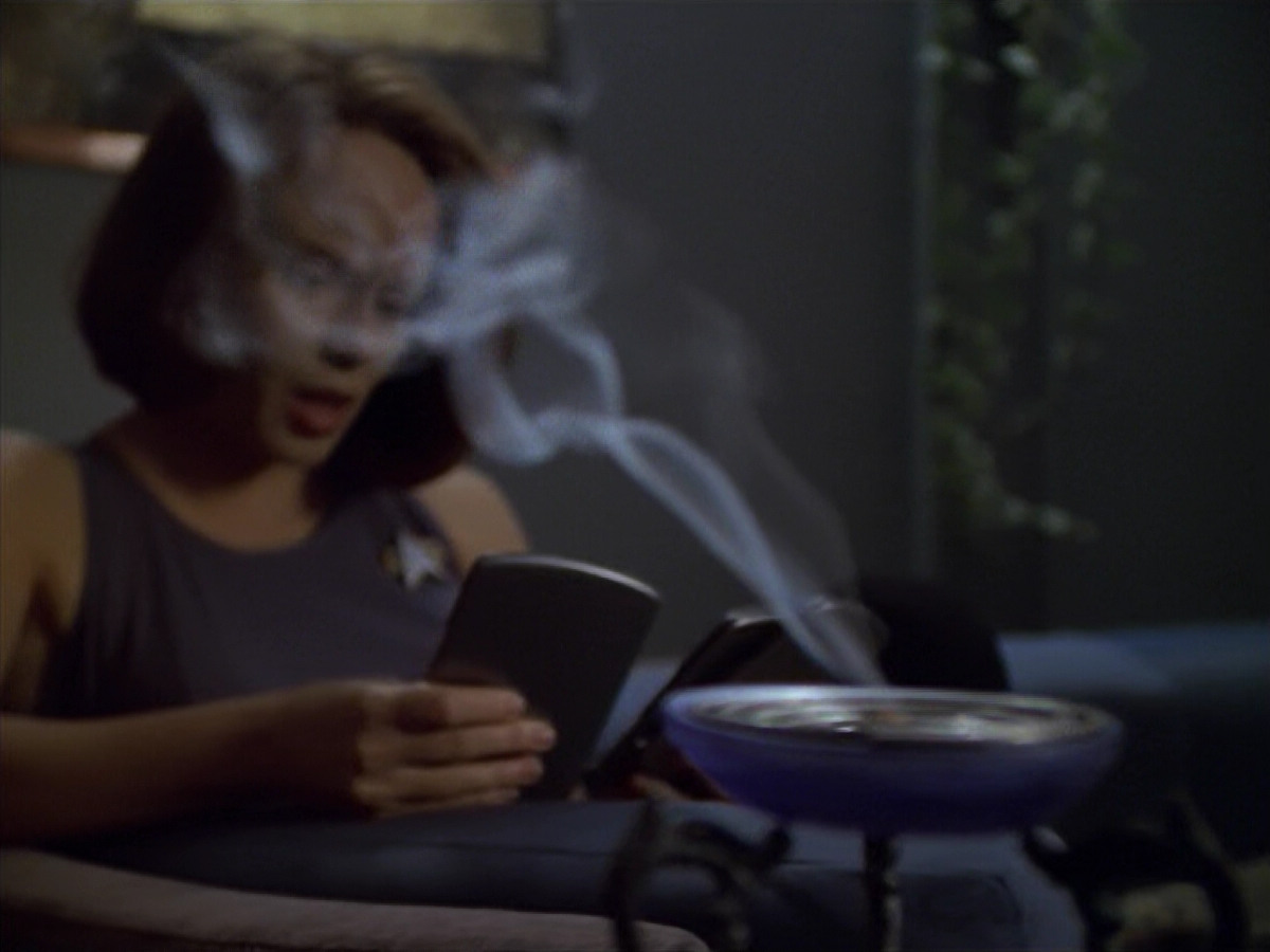 extant_StarTrek_VOY_5x08-NothingHuman_03417.jpg