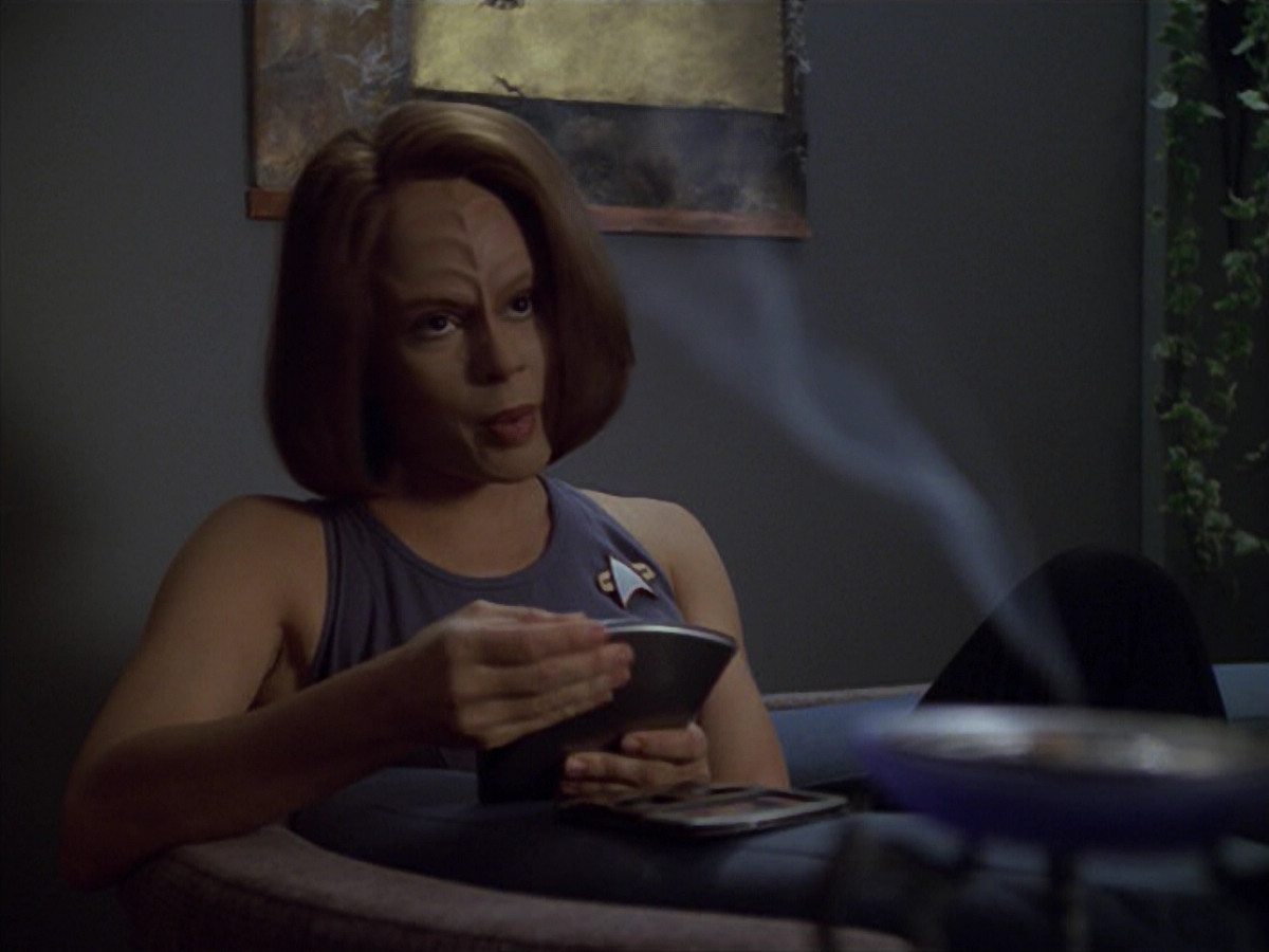 extant_StarTrek_VOY_5x08-NothingHuman_03448.jpg