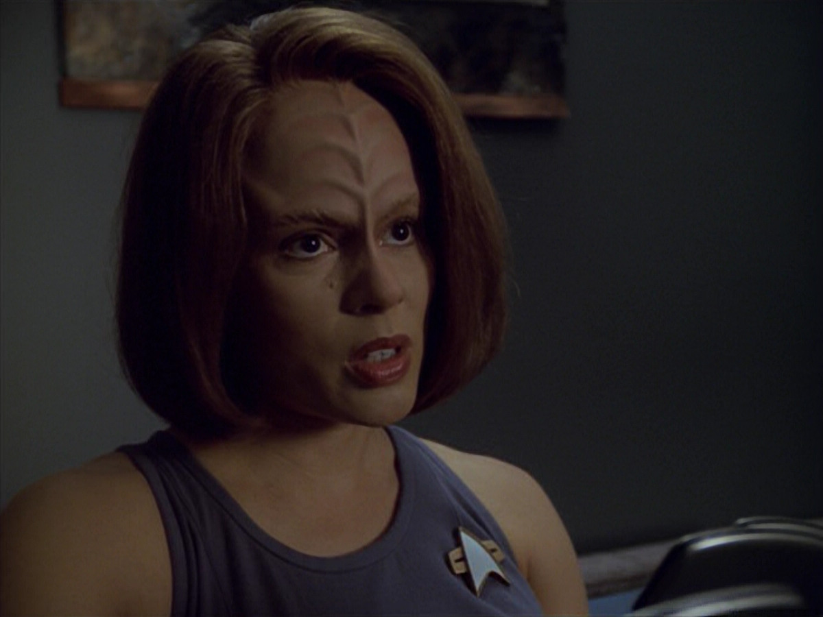extant_StarTrek_VOY_5x08-NothingHuman_03475.jpg
