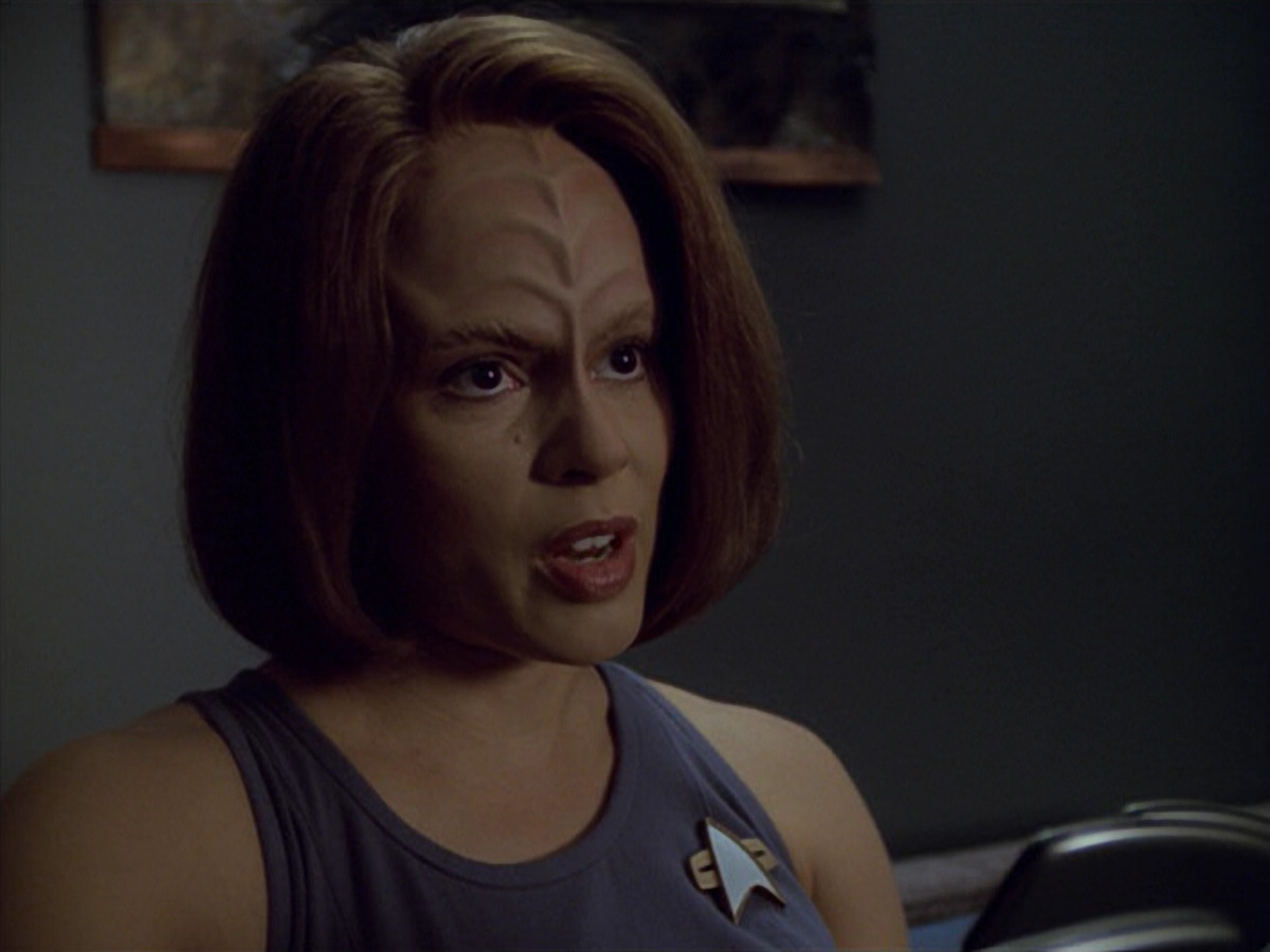 extant_StarTrek_VOY_5x08-NothingHuman_03476.jpg