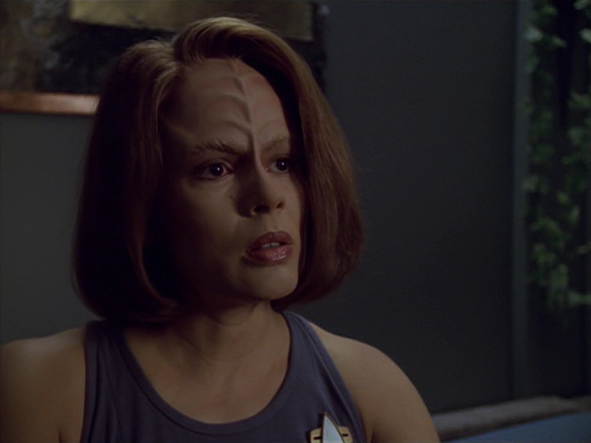 extant_StarTrek_VOY_5x08-NothingHuman_03515.jpg