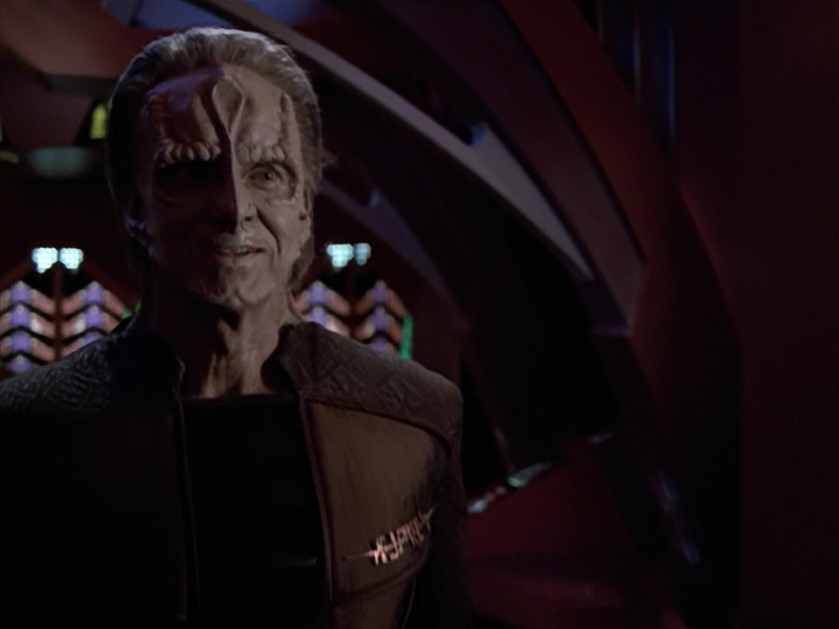 extant_StarTrek_VOY_5x08-NothingHuman_03557.jpg