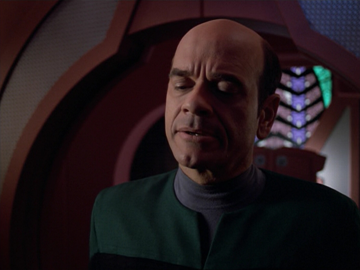 extant_StarTrek_VOY_5x08-NothingHuman_03573.jpg