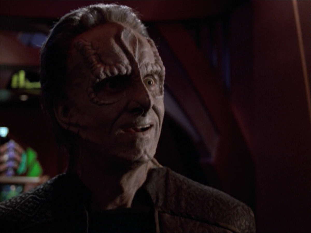 extant_StarTrek_VOY_5x08-NothingHuman_03606.jpg
