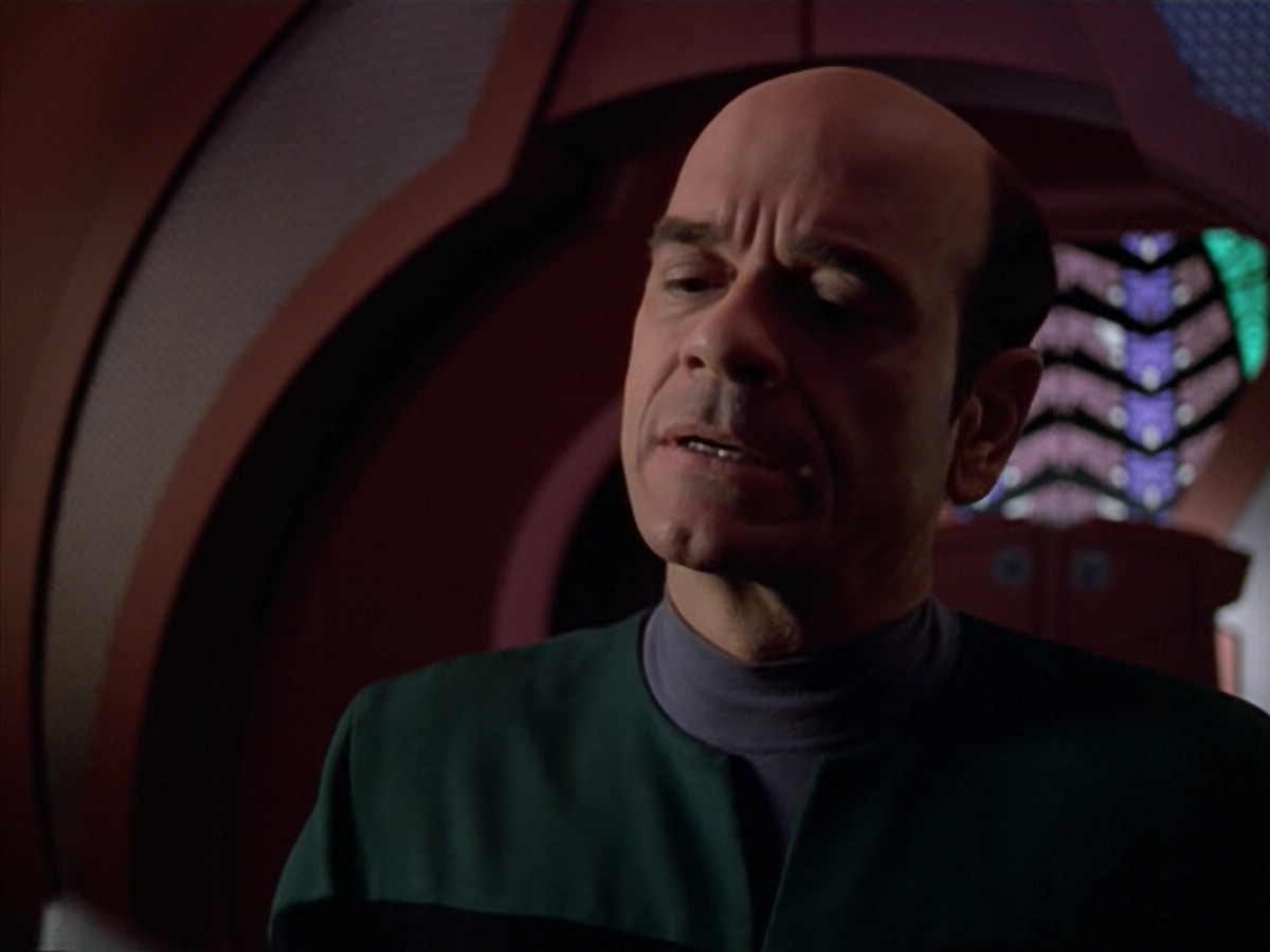 extant_StarTrek_VOY_5x08-NothingHuman_03687.jpg