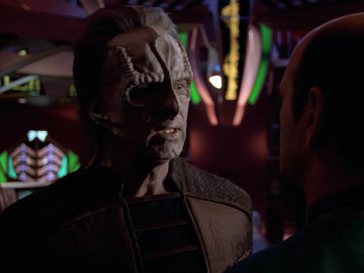 extant_StarTrek_VOY_5x08-NothingHuman_03786.jpg
