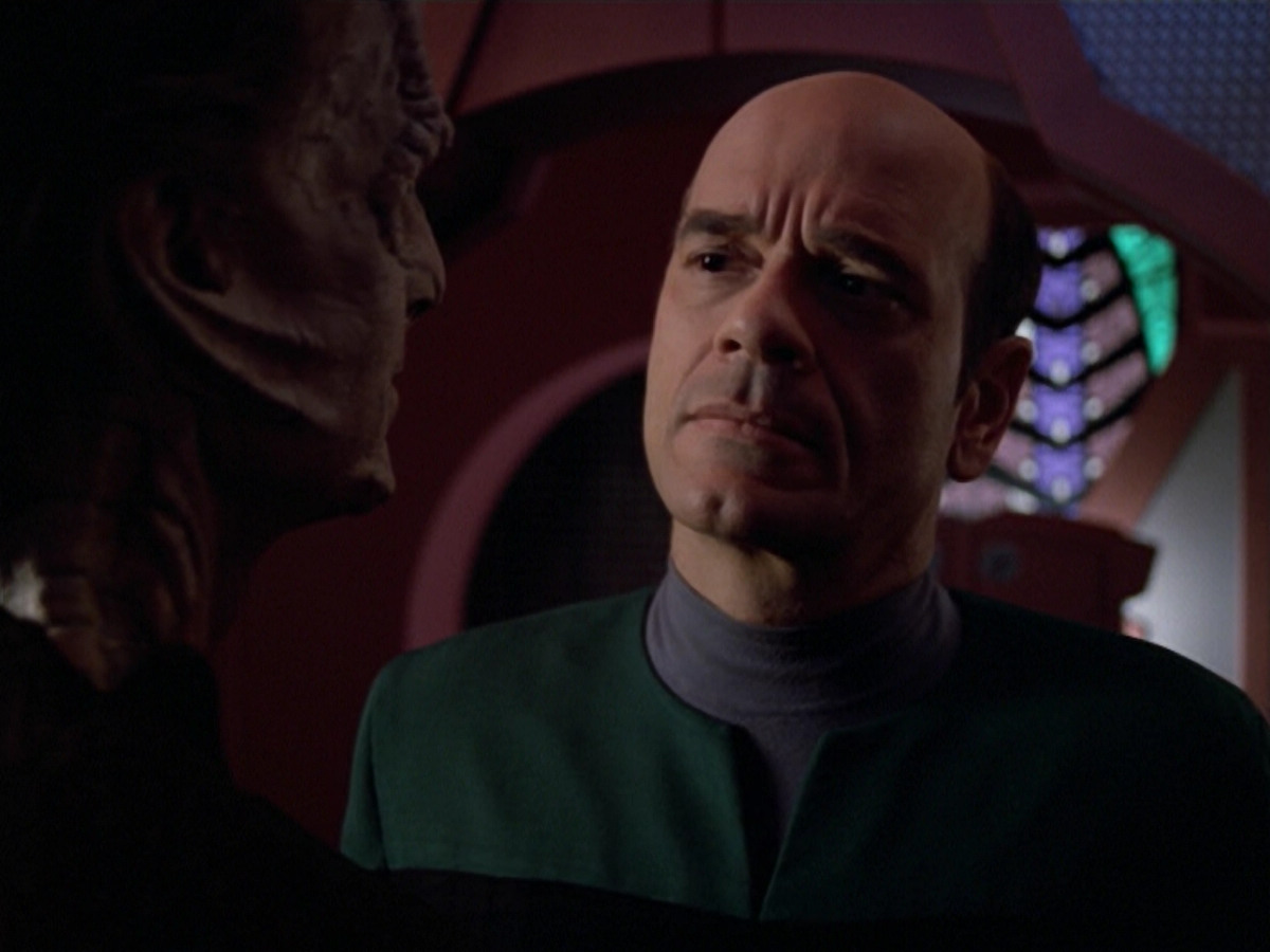 extant_StarTrek_VOY_5x08-NothingHuman_03801.jpg