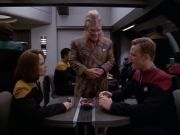 Filename=extant_StarTrek_VOY_5x08-NothingHuman_00210.jpg
Filesize=178KiB
Dimensions=1200x900
Date added=Nov 12, 2019 extant_StarTrek_VOY_5x08-NothingHuman_00210.jpg