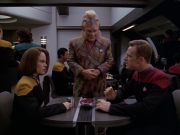 Filename=extant_StarTrek_VOY_5x08-NothingHuman_00211.jpg
Filesize=180KiB
Dimensions=1200x900
Date added=Nov 12, 2019 extant_StarTrek_VOY_5x08-NothingHuman_00211.jpg
