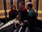 extant_StarTrek_VOY_5x08-NothingHuman_00651.jpg