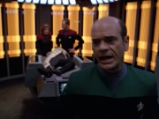 extant_StarTrek_VOY_5x08-NothingHuman_00659.jpg
