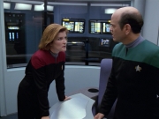 extant_StarTrek_VOY_5x08-NothingHuman_00681.jpg