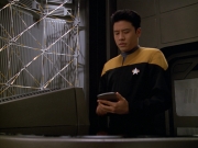 Filename=extant_StarTrek_VOY_5x08-NothingHuman_00828.jpg
Filesize=196KiB
Dimensions=1200x900
Date added=Nov 12, 2019 extant_StarTrek_VOY_5x08-NothingHuman_00828.jpg