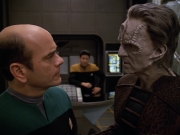 extant_StarTrek_VOY_5x08-NothingHuman_00923.jpg