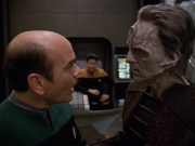 extant_StarTrek_VOY_5x08-NothingHuman_00926.jpg