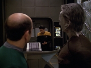 extant_StarTrek_VOY_5x08-NothingHuman_00943.jpg
