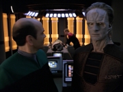 extant_StarTrek_VOY_5x08-NothingHuman_00954.jpg