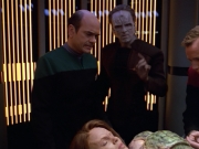 Filename=extant_StarTrek_VOY_5x08-NothingHuman_00987.jpg
Filesize=208KiB
Dimensions=1200x900
Date added=Nov 12, 2019 extant_StarTrek_VOY_5x08-NothingHuman_00987.jpg