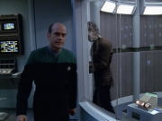 Filename=extant_StarTrek_VOY_5x08-NothingHuman_01054.jpg
Filesize=163KiB
Dimensions=1200x900
Date added=Nov 12, 2019 extant_StarTrek_VOY_5x08-NothingHuman_01054.jpg