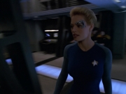 extant_StarTrek_VOY_5x08-NothingHuman_01131.jpg