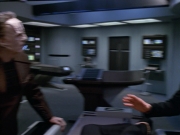 extant_StarTrek_VOY_5x08-NothingHuman_01266.jpg