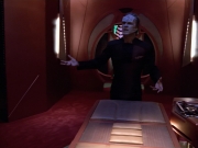 extant_StarTrek_VOY_5x08-NothingHuman_01519.jpg