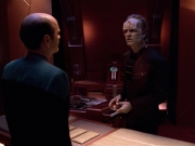 extant_StarTrek_VOY_5x08-NothingHuman_01567.jpg