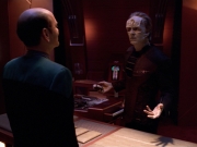 extant_StarTrek_VOY_5x08-NothingHuman_01573.jpg