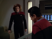 extant_StarTrek_VOY_5x08-NothingHuman_01641.jpg