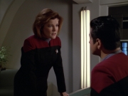 extant_StarTrek_VOY_5x08-NothingHuman_01646.jpg